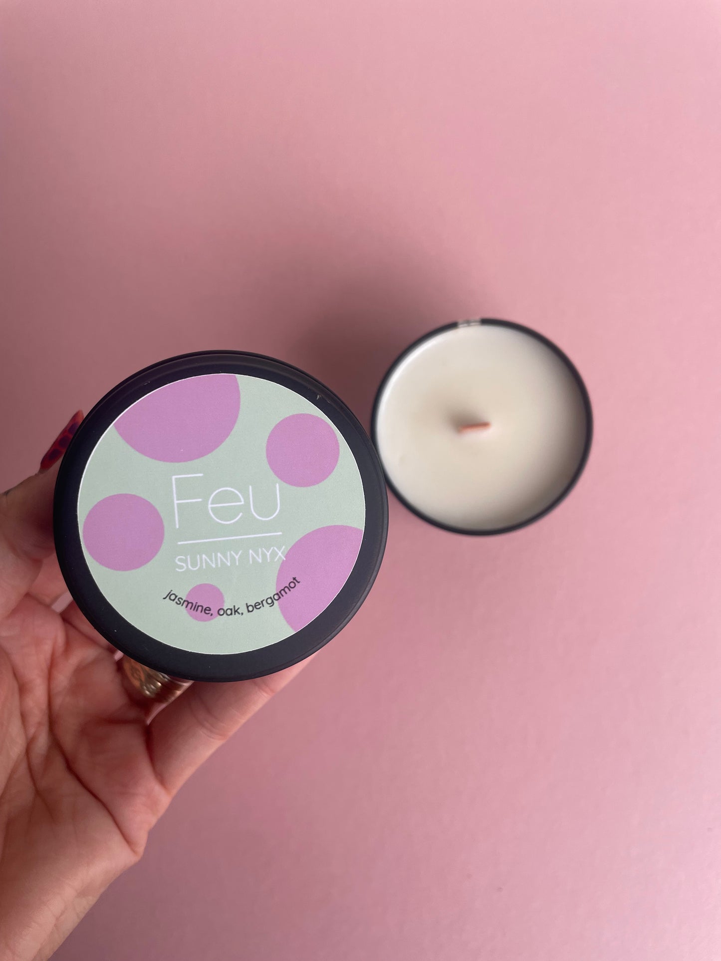 Sunny Nyx - jasmine, oak and bergamot