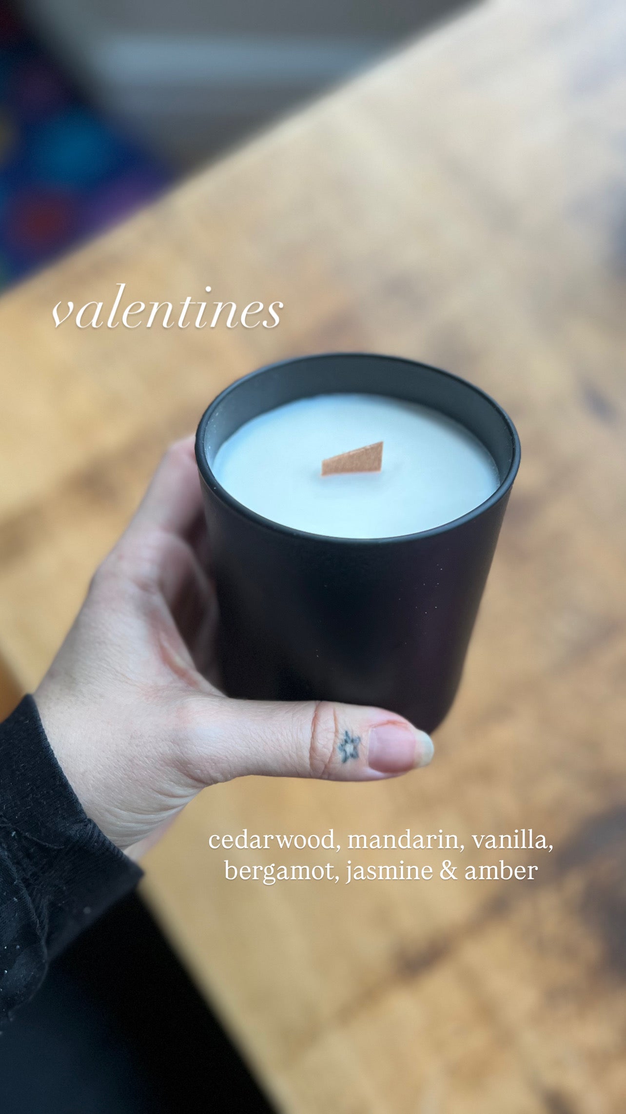 Valentine's Candle - cedarwood, mandarin, vanilla