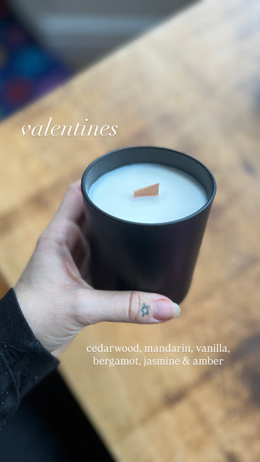 Valentine's Candle - cedarwood, mandarin, vanilla